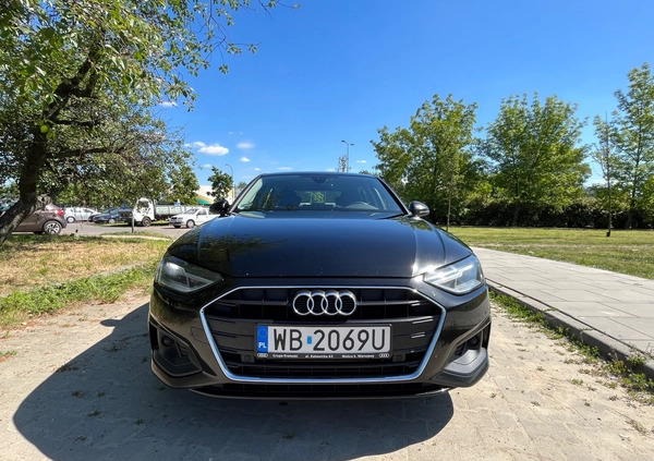 Audi A4 cena 84000 przebieg: 147000, rok produkcji 2019 z Warszawa małe 631